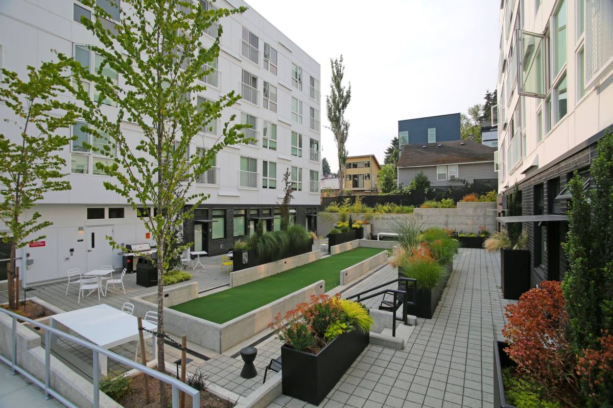 Apartment for rent at Summerstone, 5231 Rainier Ave S, Seattle, WA 98118