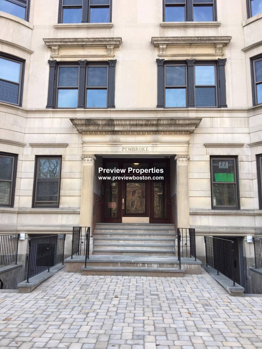 Apartment for rent at 1463 Beacon St, Brookline, MA 02445