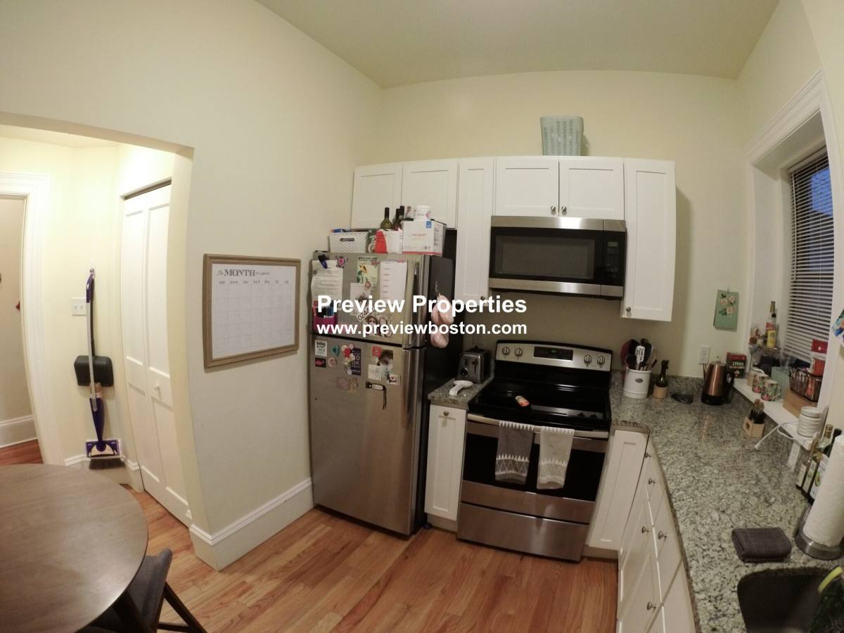Apartment for rent at 1463 Beacon St, Brookline, MA 02445