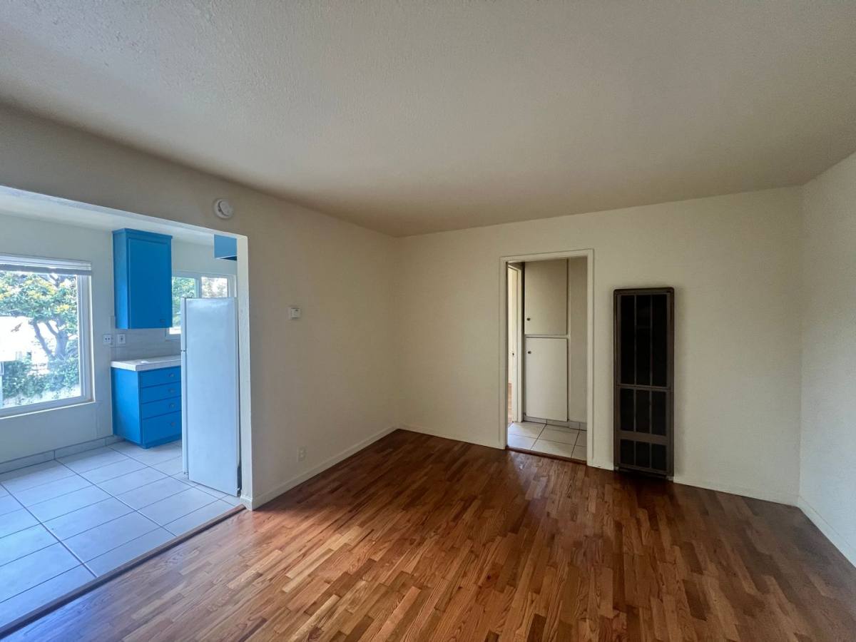 Apartment for rent at 530 S Willard Ave, San Jose, CA 95126