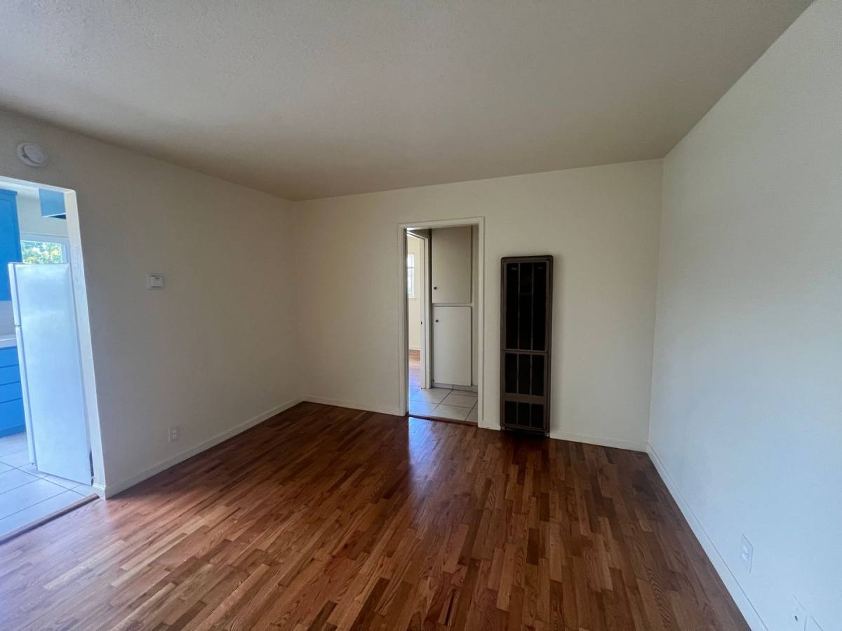Apartment for rent at 530 S Willard Ave, San Jose, CA 95126