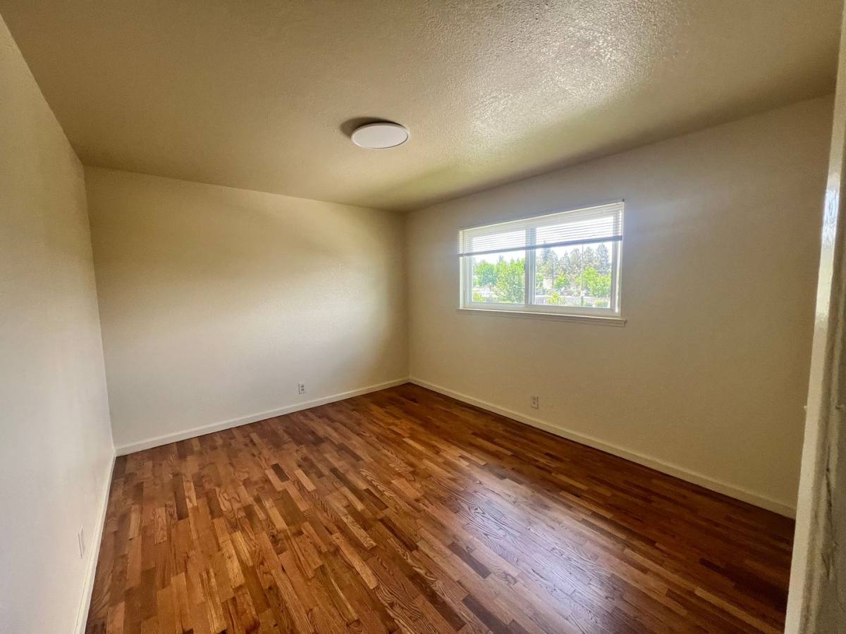 Apartment for rent at 530 S Willard Ave, San Jose, CA 95126