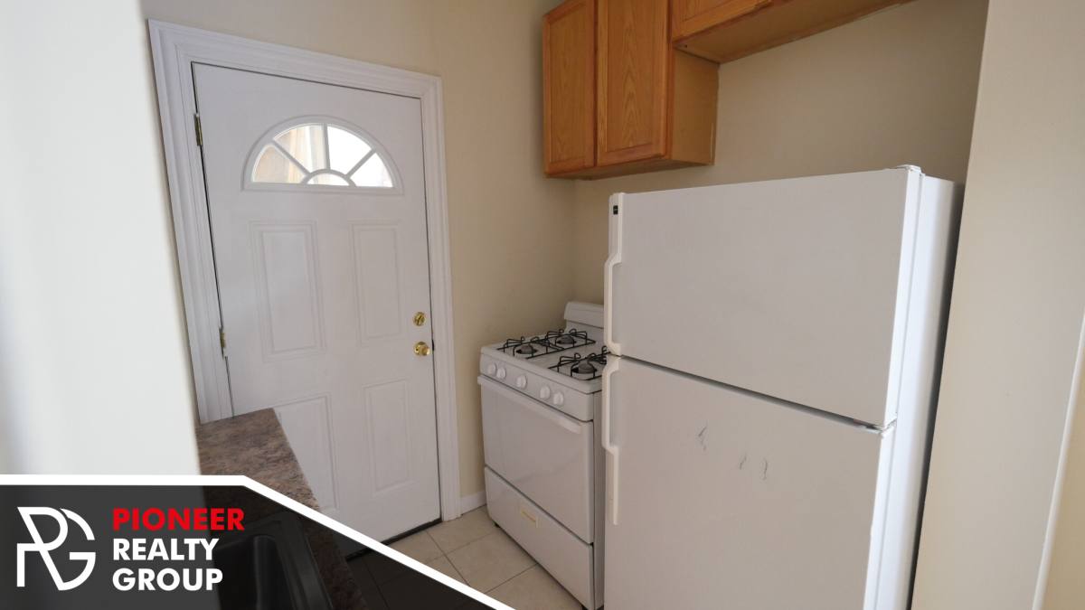 Apartment for rent at 620 W Barry #W2, Chicago, IL 60657