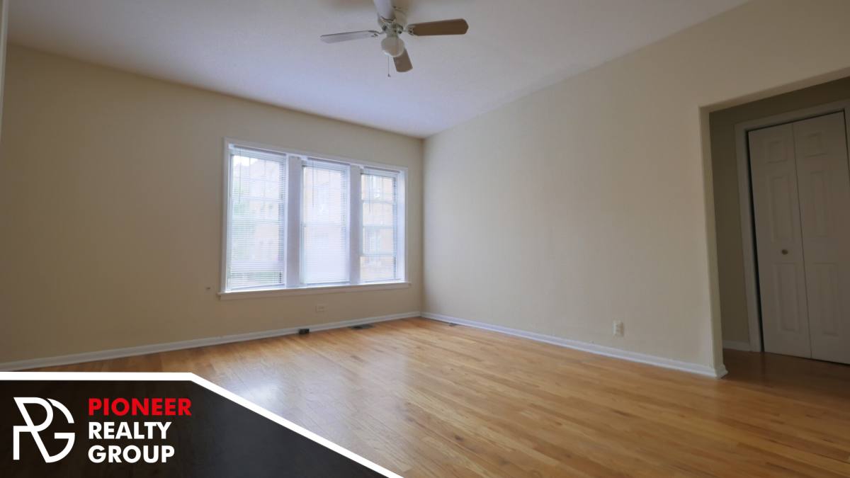 Apartment for rent at 620 W Barry #W2, Chicago, IL 60657