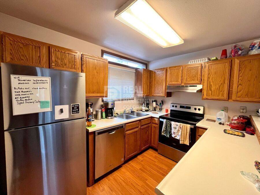 Townhouse for rent at 826 Pebblewood Dr, Colorado Springs, CO 80919