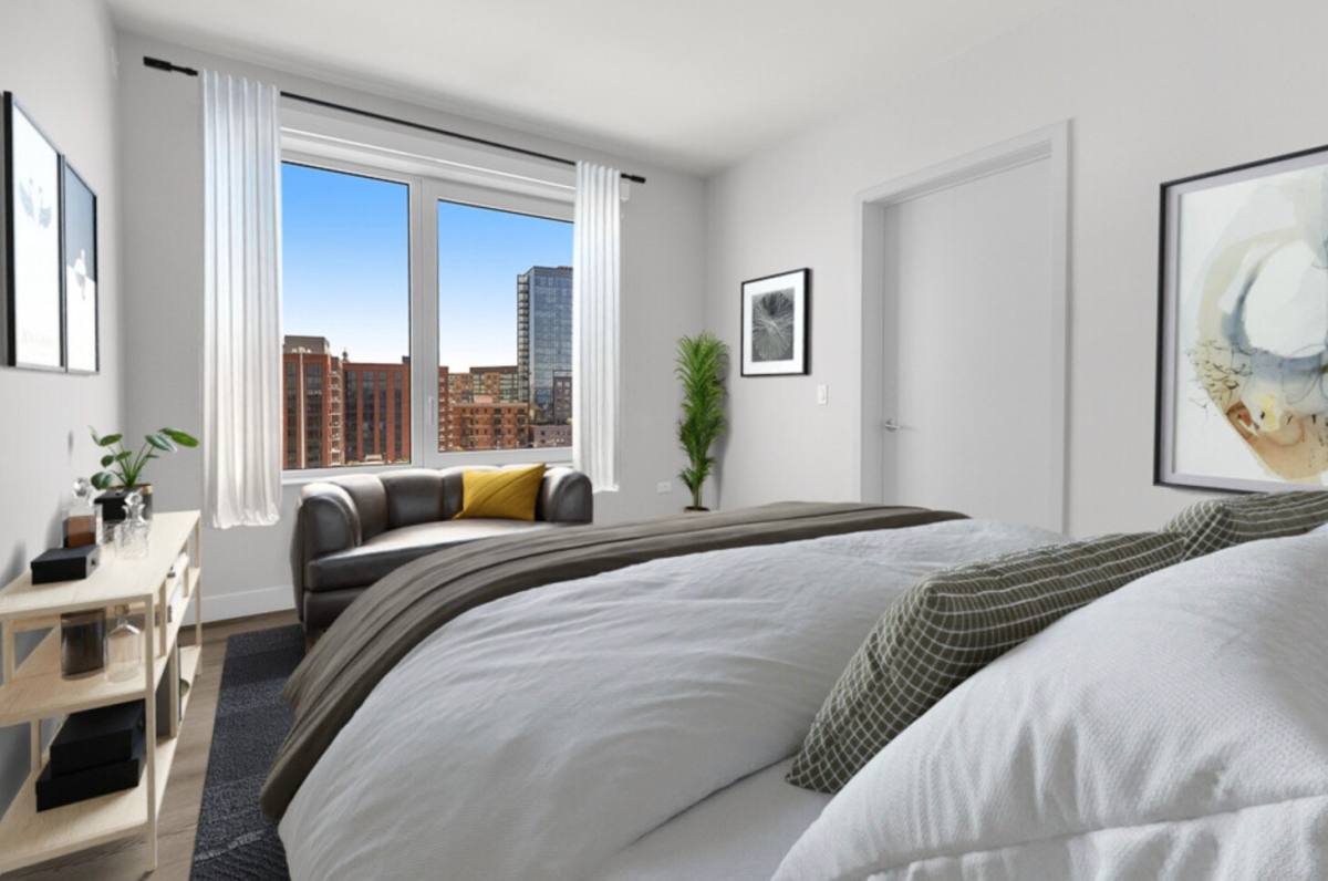 Apartment for rent at 641 N Ogden Ave, Chicago, IL 60642