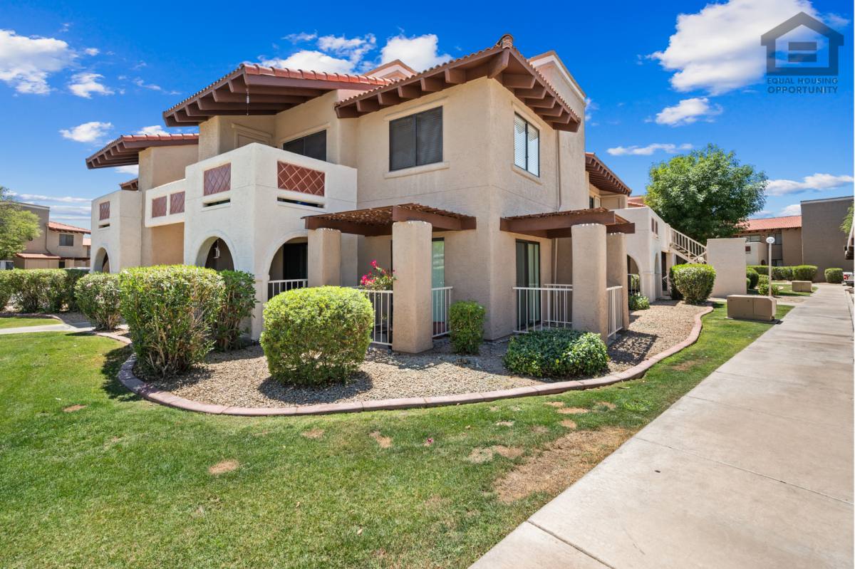Condo for rent at 5757 W Eugie Ave, Glendale, AZ 85304
