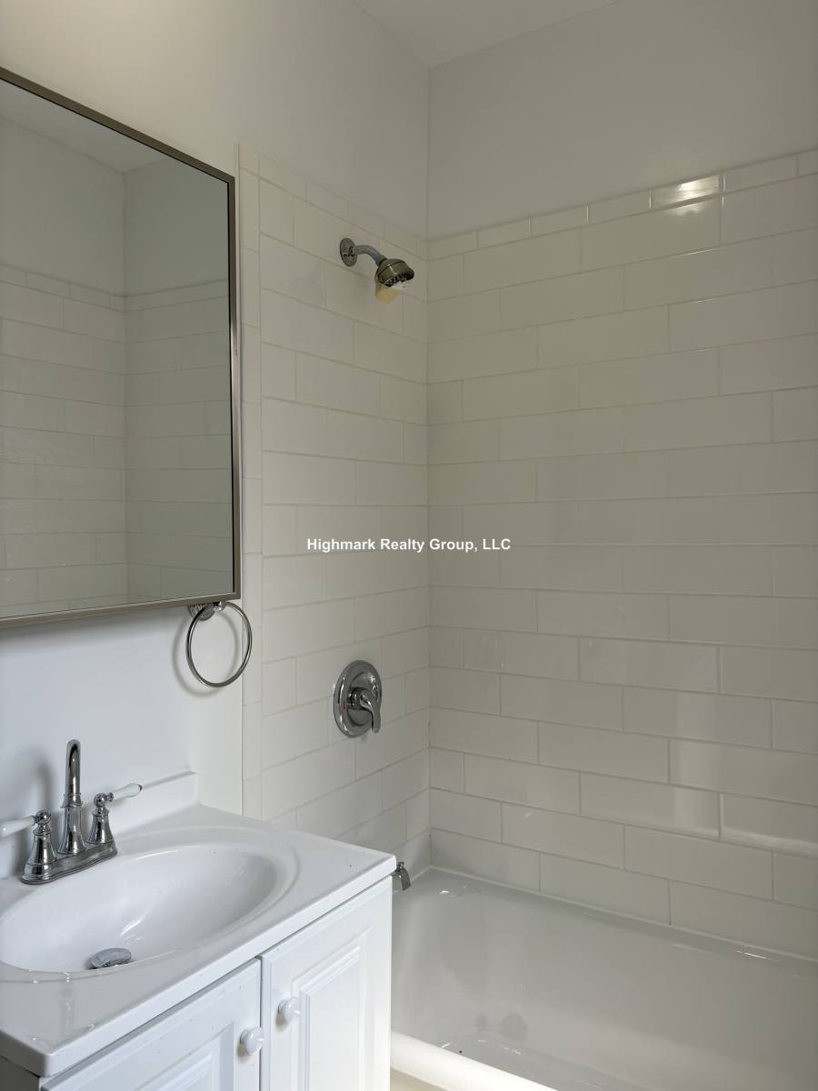 Apartment for rent at 804 Sherman, Evanston, IL 60202