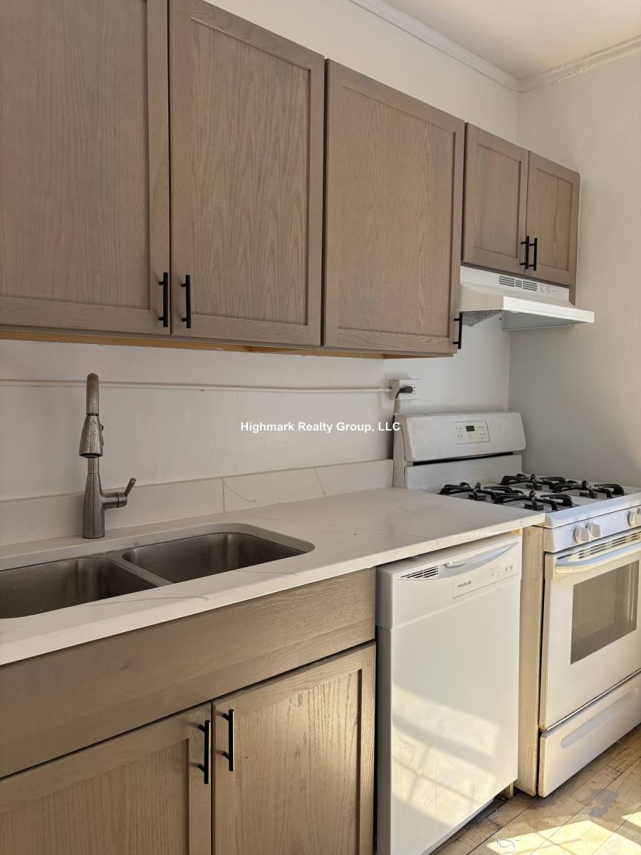 Apartment for rent at 804 Sherman, Evanston, IL 60202