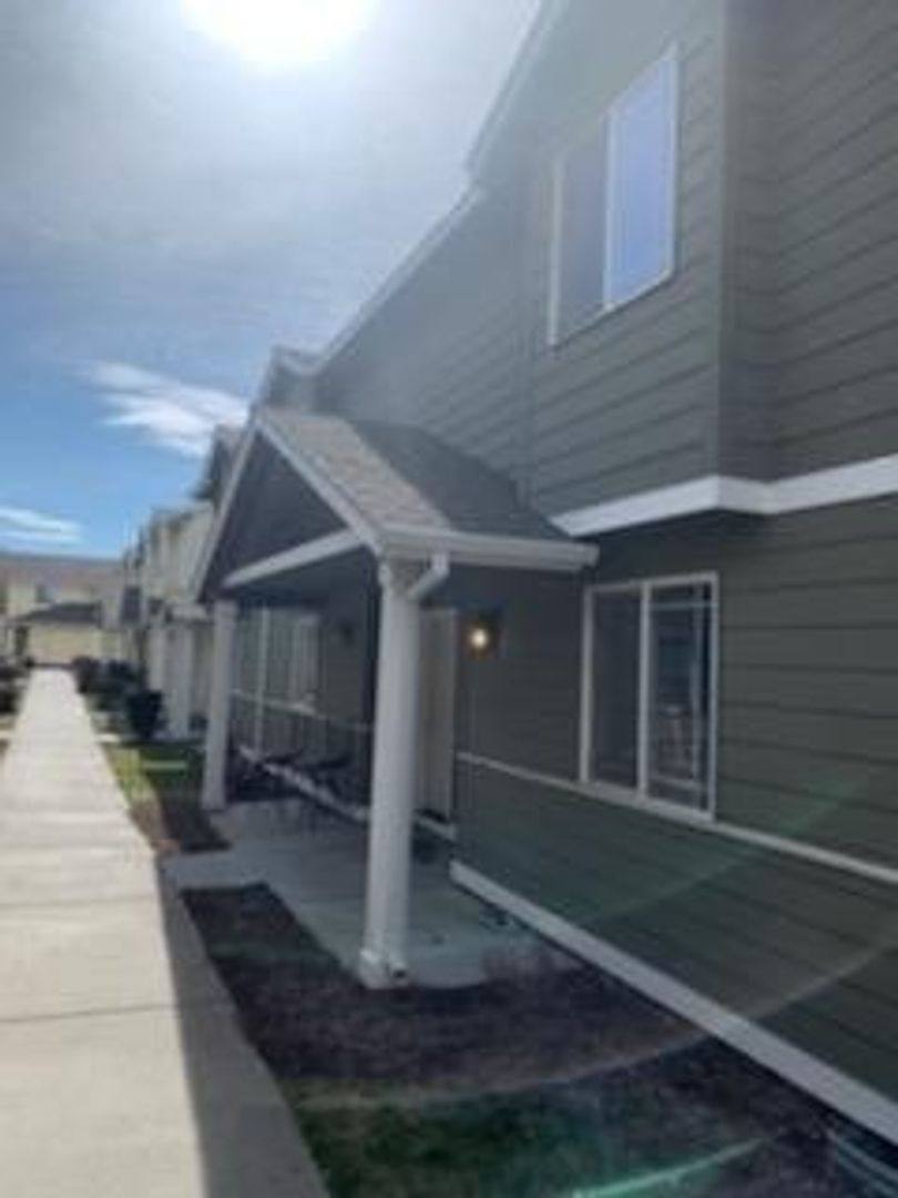 Apartment for rent at 2611 NW Cedar Ave, Redmond, OR 97756