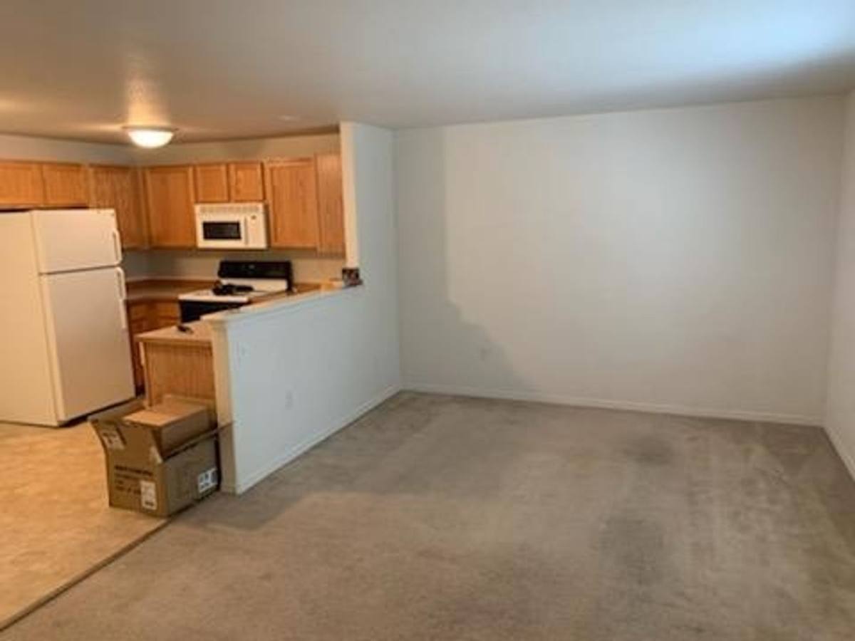 Apartment for rent at 2611 NW Cedar Ave, Redmond, OR 97756