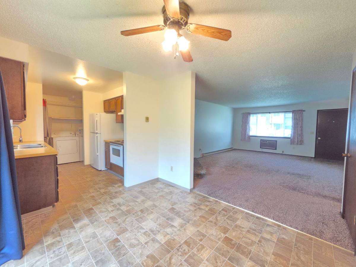 Apartment for rent at 1318 S Robin Hood St, Spokane, WA 99206