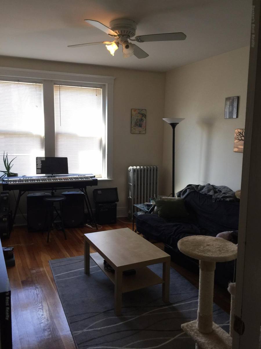 Apartment for rent at 17 Lothian Rd #403, Brighton, MA 02135