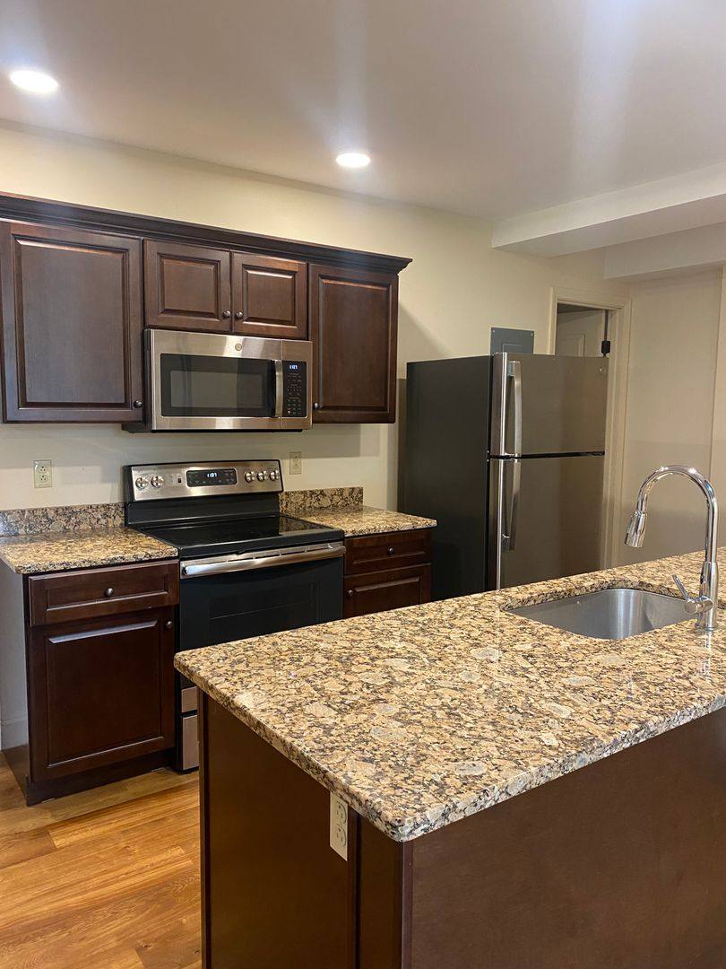 Apartment for rent at 653 & 665 Tyler St, Pittsfield, MA 01201