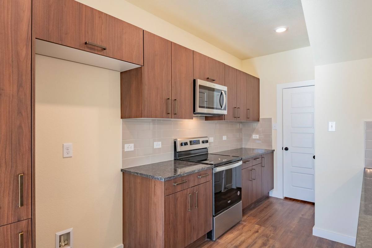 Townhouse for rent at 720 Blackland Dr, Venus, TX 76084
