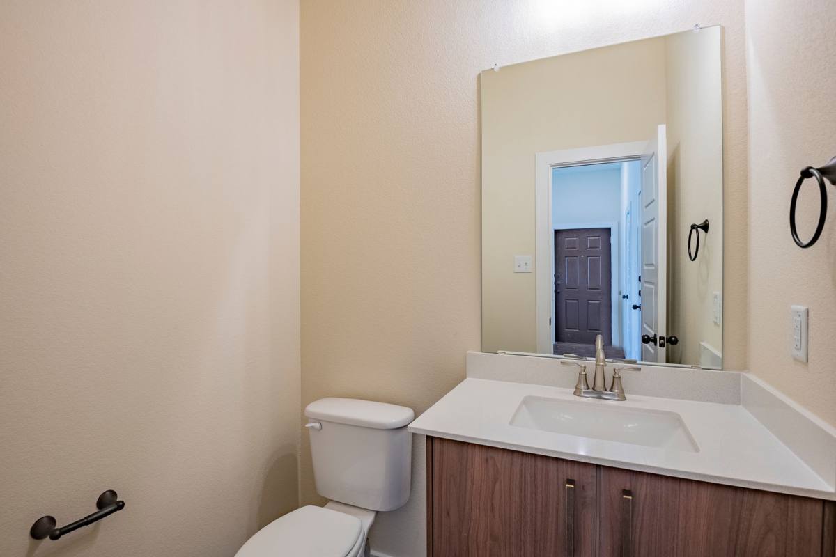 Townhouse for rent at 720 Blackland Dr, Venus, TX 76084