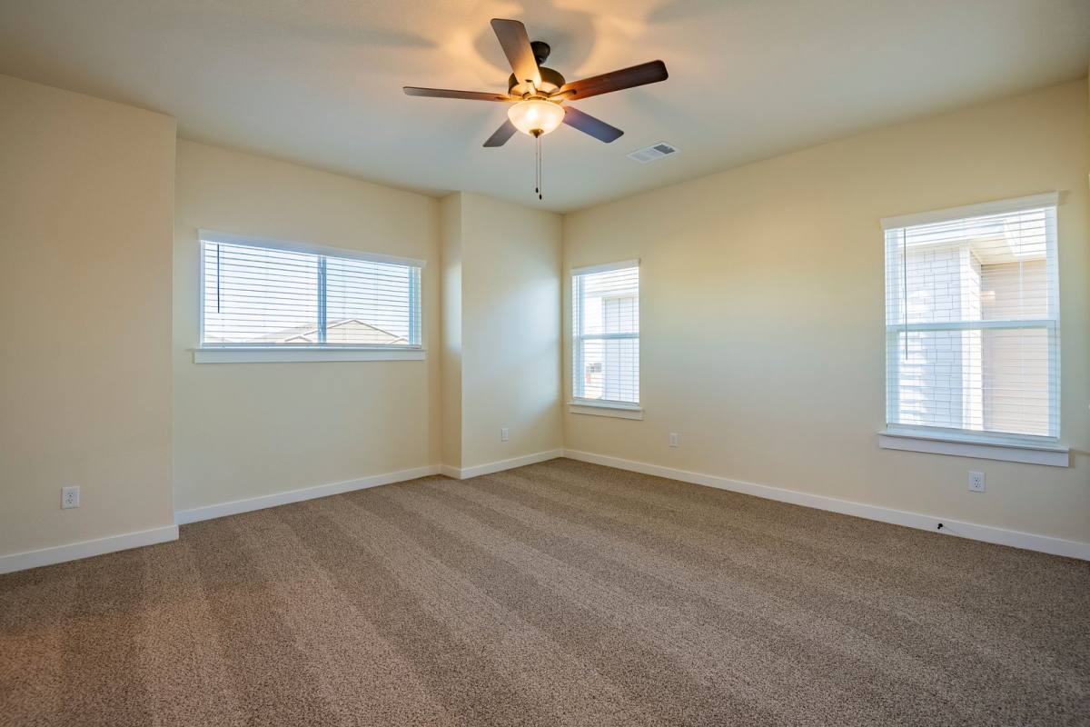Townhouse for rent at 720 Blackland Dr, Venus, TX 76084