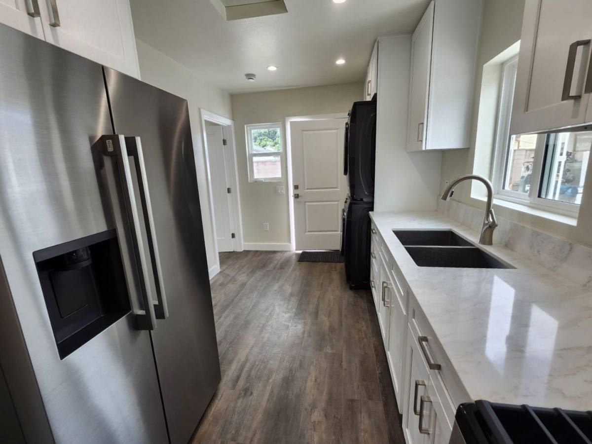 Apartment for rent at 13420 Harvest Ave, Norwalk, CA 90650