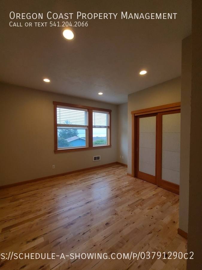 House for rent at 961 NW Lanai Loop, Seal Rock, OR 97376