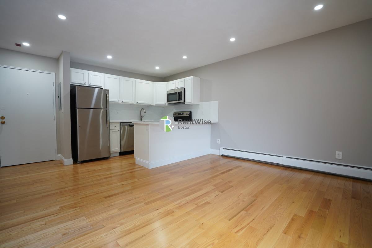Apartment for rent at 116 Tremont St #306, Brighton, MA 02135