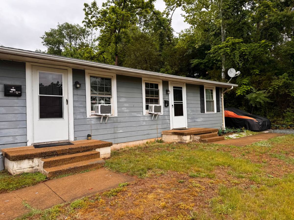 Apartment for rent at 1508 6th St SE, Charlottesville, VA 22902