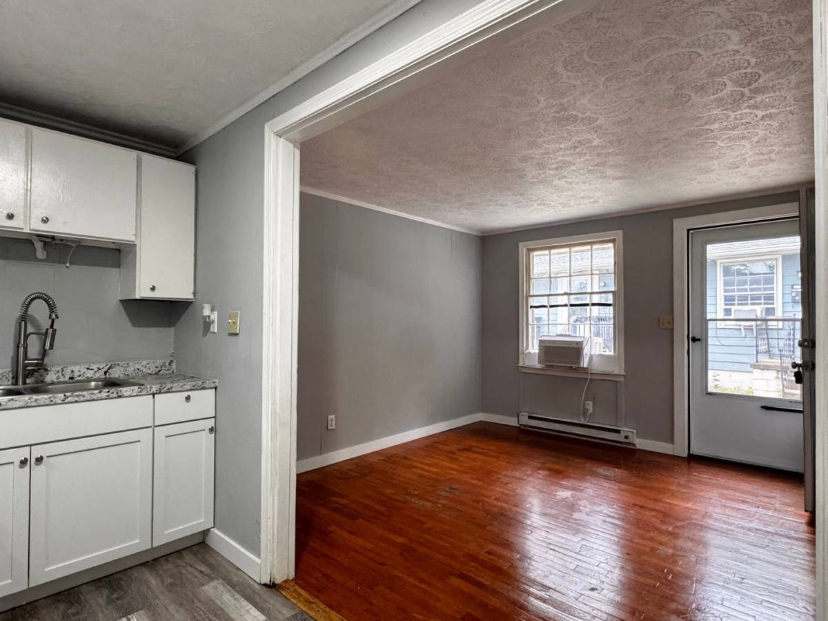 Apartment for rent at 1508 6th St SE, Charlottesville, VA 22902