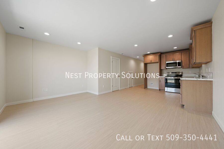 Apartment for rent at 1613 W Lee St #C, Moses Lake, WA 98837