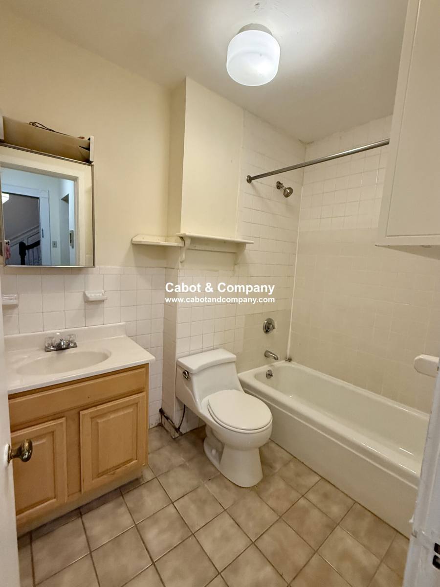 Apartment for rent at 188 Marlborough St #3, Boston, MA 02116