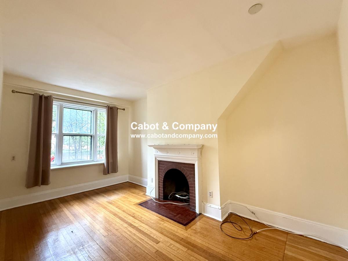 Apartment for rent at 188 Marlborough St #3, Boston, MA 02116