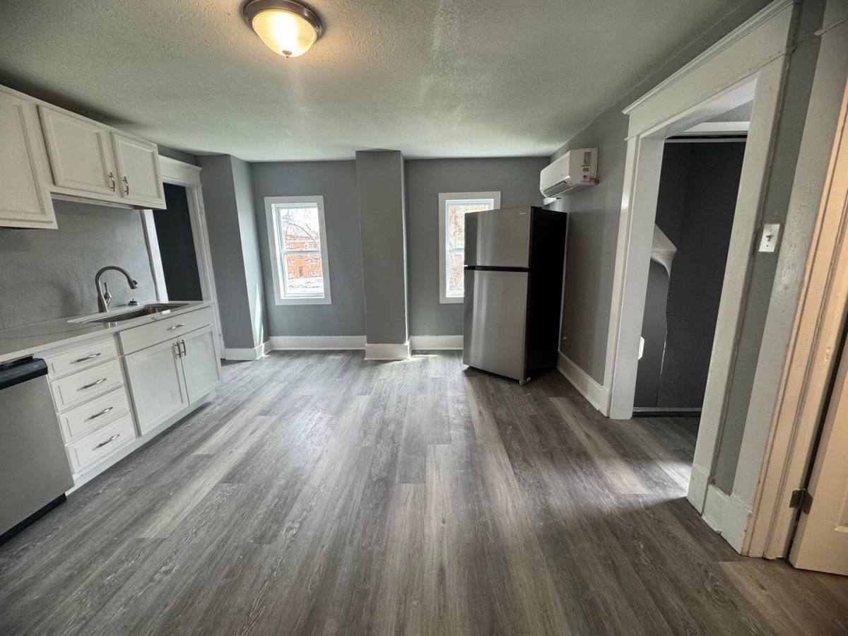 Apartment for rent at 1315 Brown St, Davenport, IA 52804