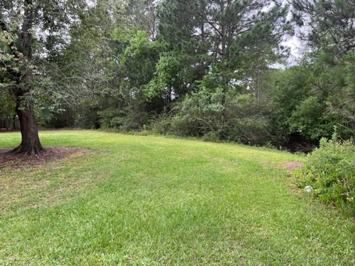 Townhouse for rent at 2714 Tyndall Dr, Valdosta, GA 31602