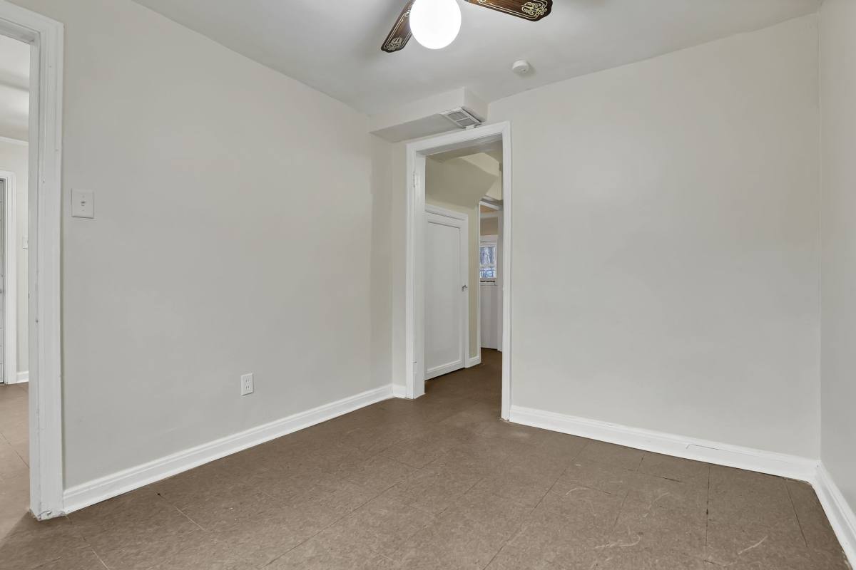 Apartment for rent at 18C Pinewood Dr #D, Columbus, OH 43213