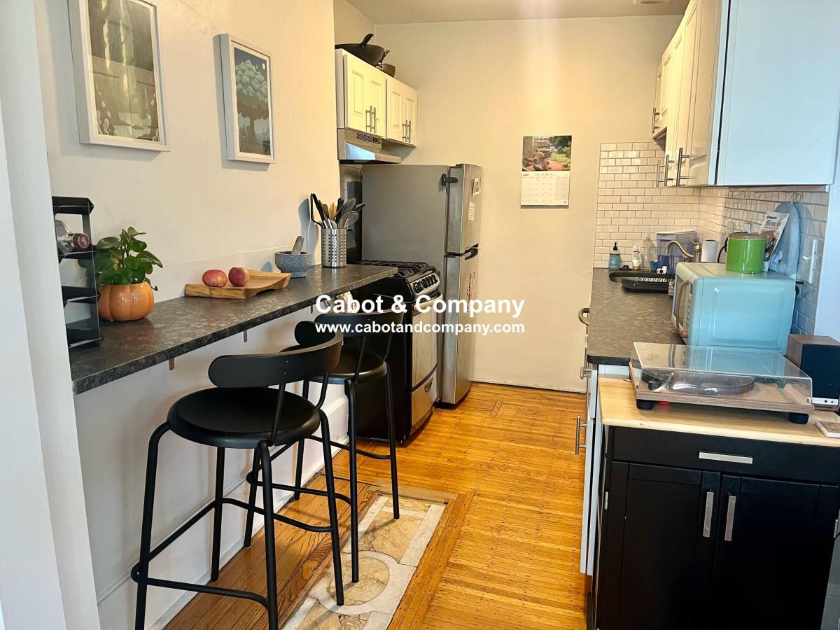 Apartment for rent at 81 Mount Vernon St #7, Boston, MA 02108