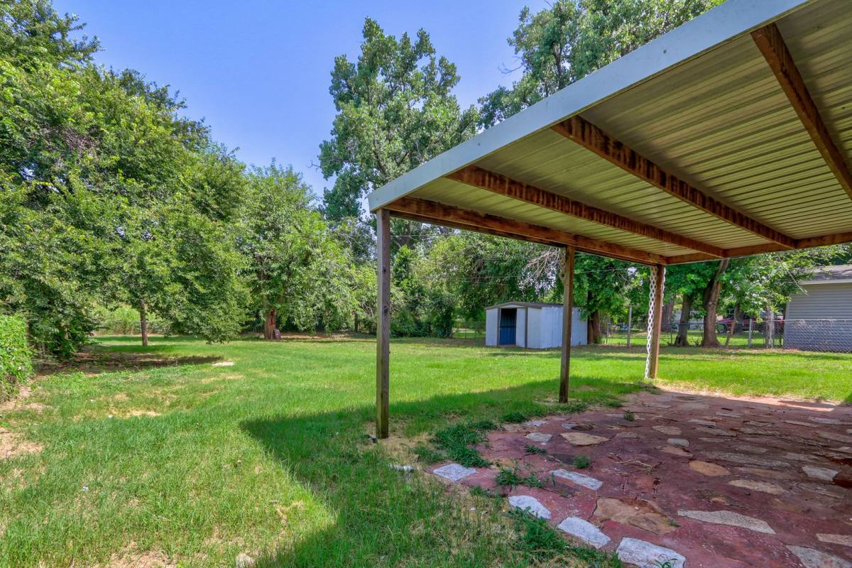 House for rent at 1904 Cherry Lane, Oklahoma City, OK 73115