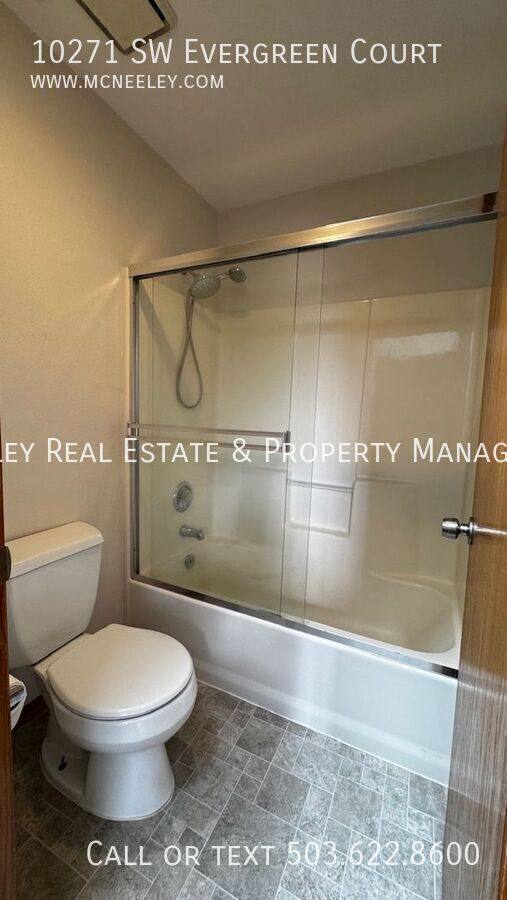House for rent at 10271 SW Evergreen Court, Wilsonville, OR 97070