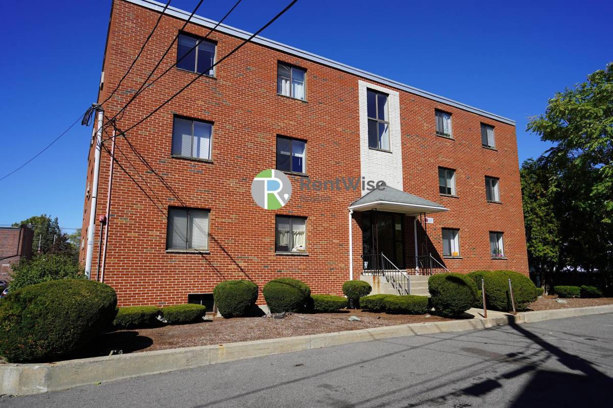 Apartment for rent at 12 Cottage Court #10, West Newton, MA 02465