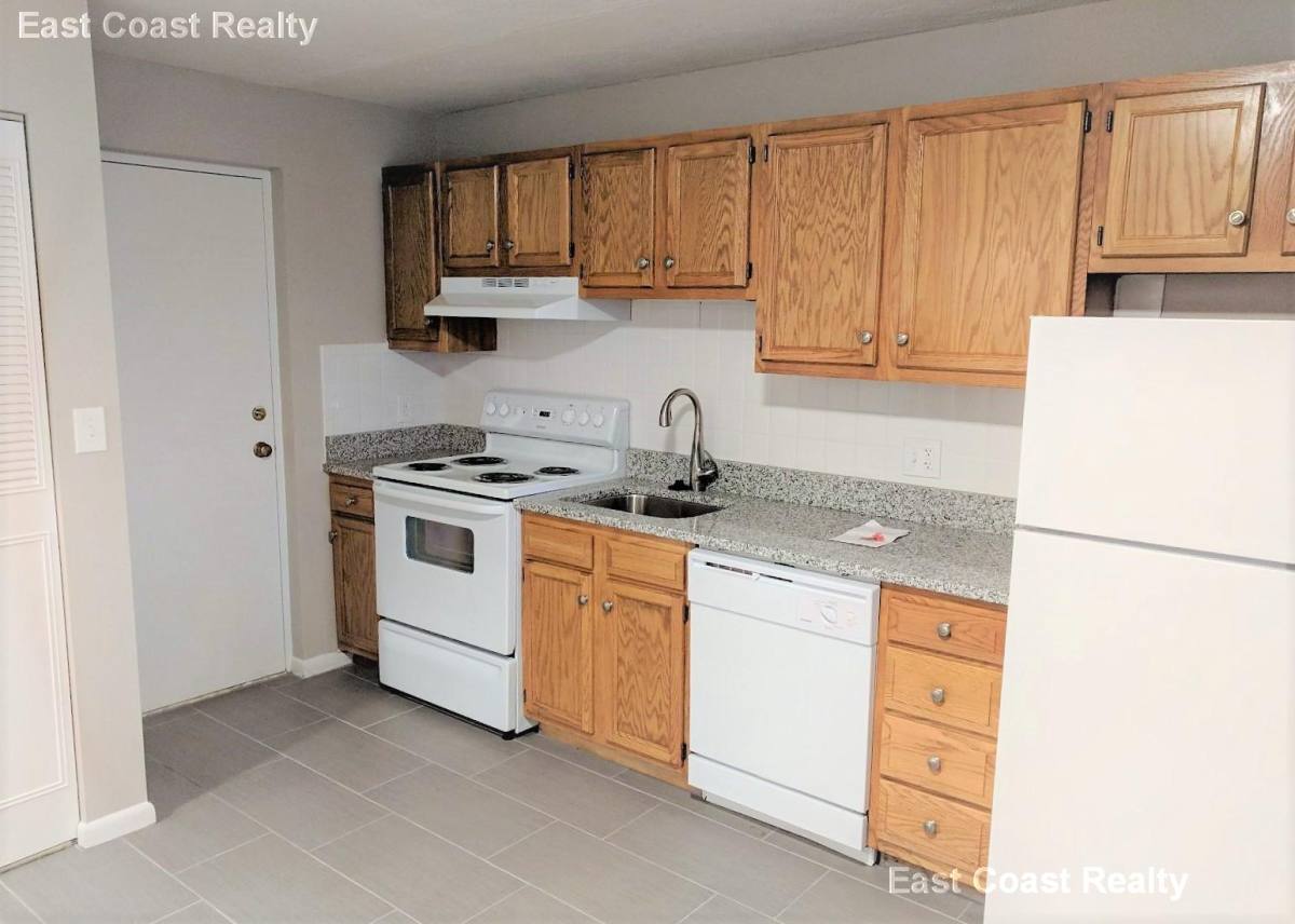 Apartment for rent at 12 Cottage Court #10, West Newton, MA 02465