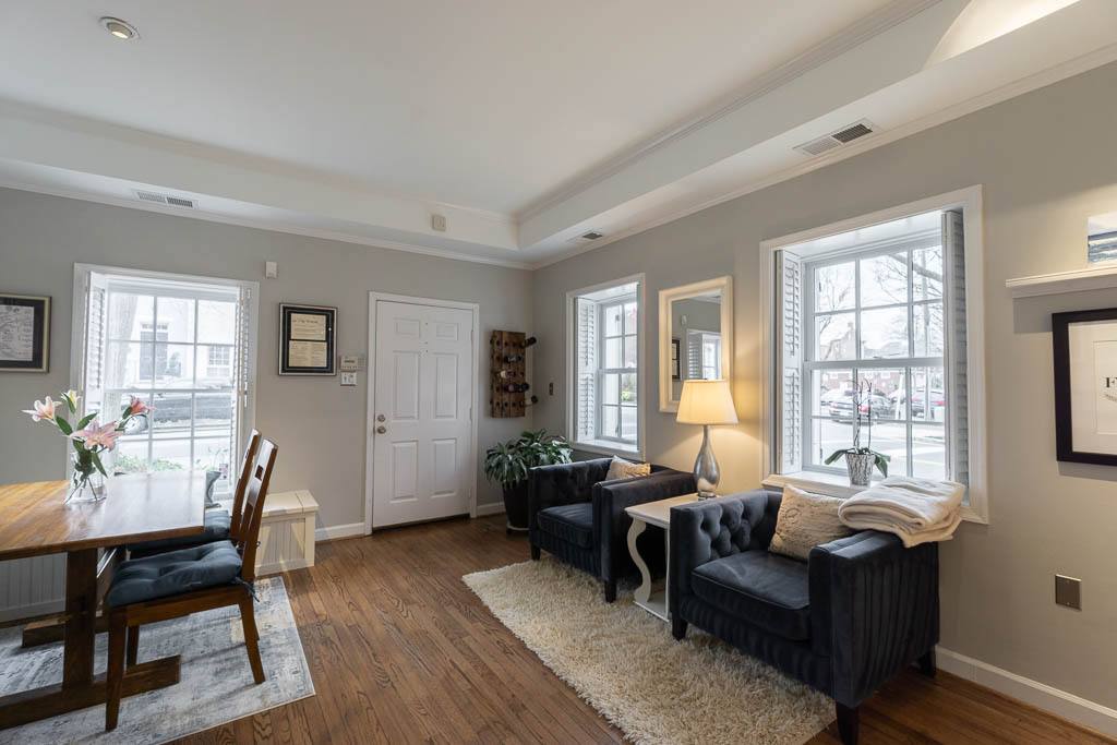 House for rent at 800 Wolfe St, Alexandria, VA 22314