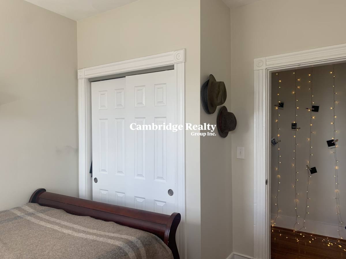 Apartment for rent at 69 Newton St #2L, Somerville, MA 02143