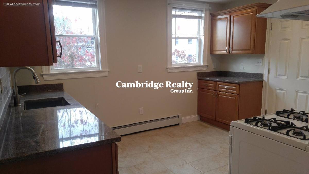 Apartment for rent at 69 Newton St #2L, Somerville, MA 02143