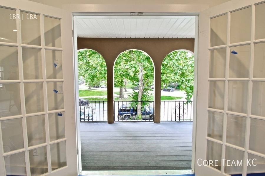 Apartment for rent at 4315 Roanoke Parkway #2N, Kansas City, MO 64111