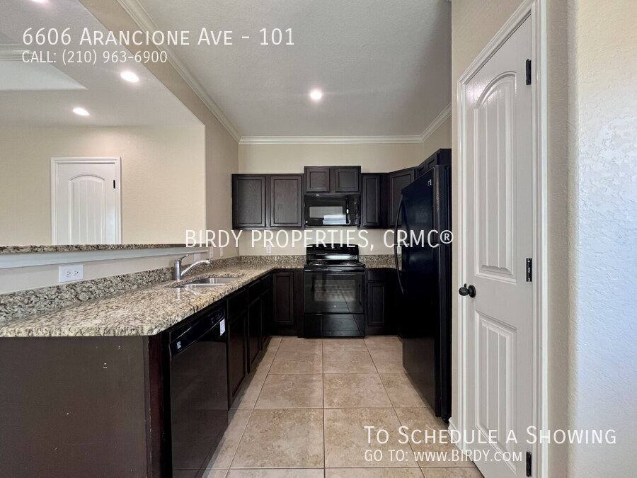 Apartment for rent at 6606 Arancione Ave #101, San Antonio, TX 78233