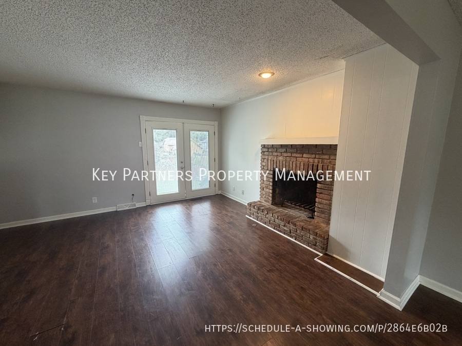 House for rent at 138 E Nelson Circle, Olathe, KS 66061