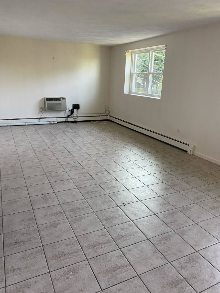Apartment for rent at 80 Cambridge Rd #28, Woburn, MA 01801