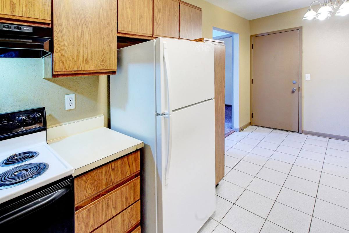 Apartment for rent at 419 Stratford Way, Holland, MI 49423