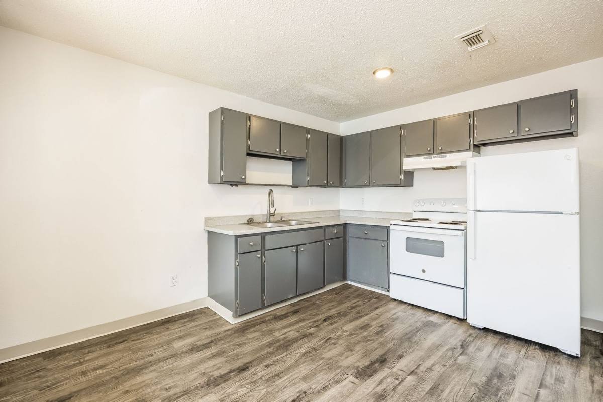 Apartment for rent at 984 E Saxony Dr #17, Pueblo, CO 81007