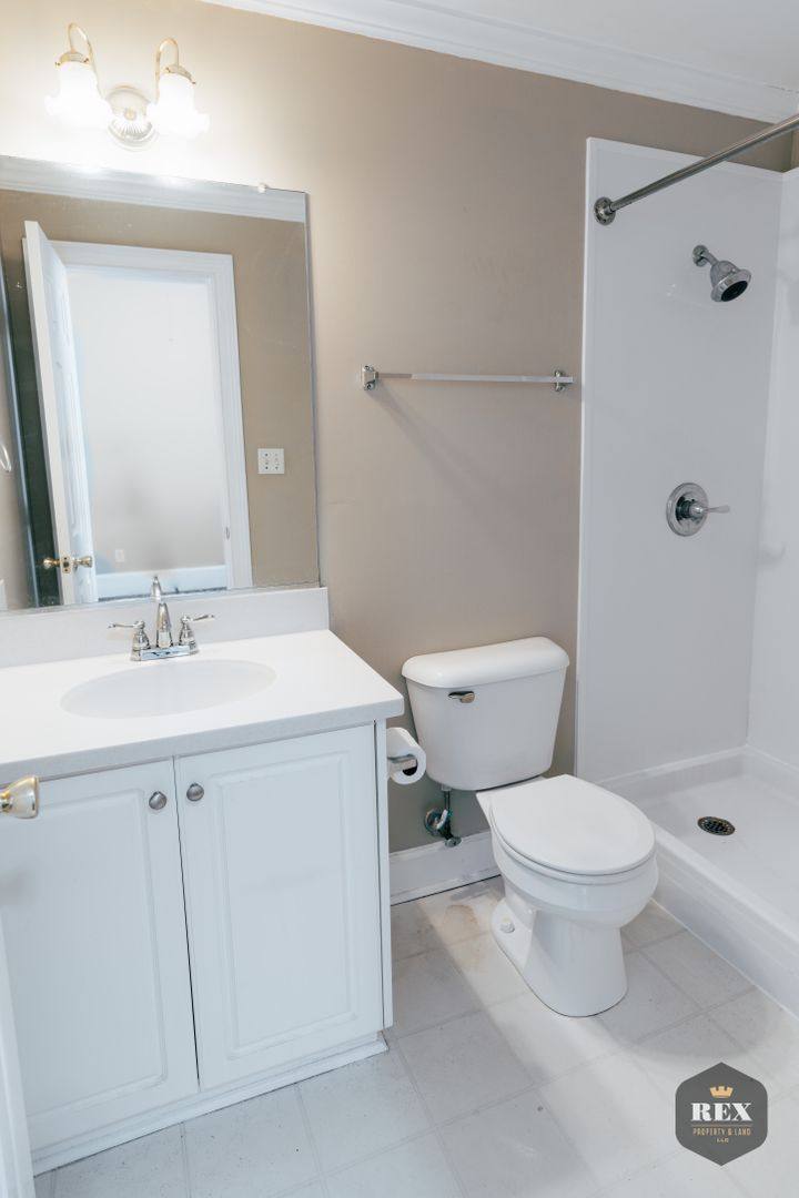 Apartment for rent at 1261 Broad St, Augusta, GA 30901