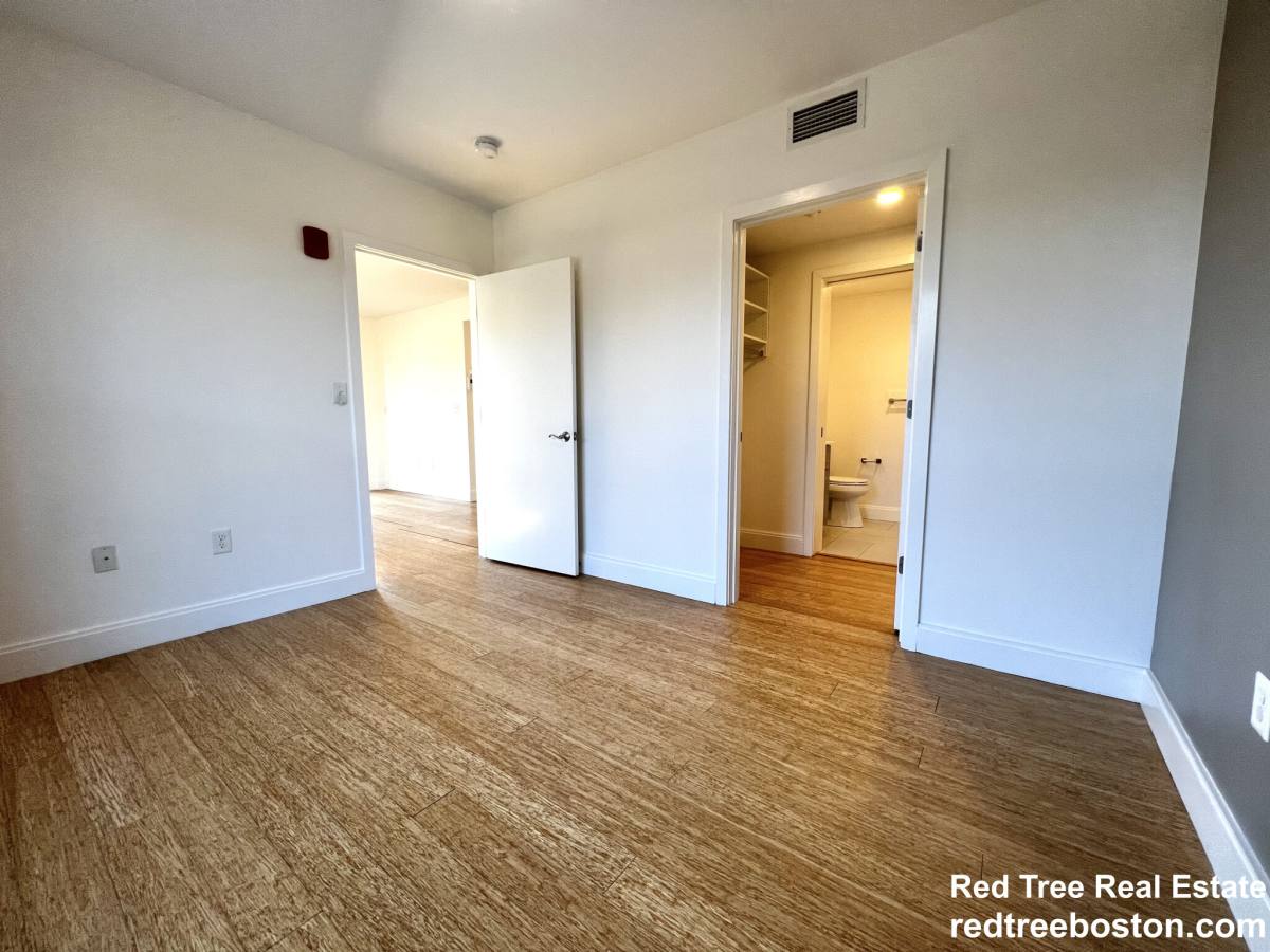 Apartment for rent at 40 Malvern St #108, Allston, MA 02134