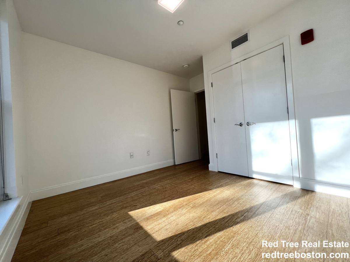 Apartment for rent at 40 Malvern St #108, Allston, MA 02134