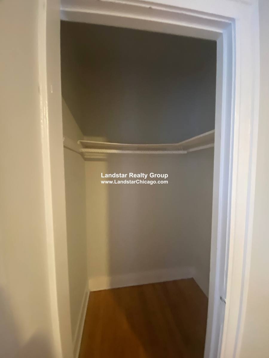 Apartment for rent at 730 Reba Place #B1, Evanston, IL 60202